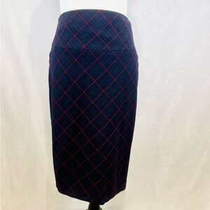 Express High Waisted Black and Red Tartan Plaid Pencil Skirt size 2